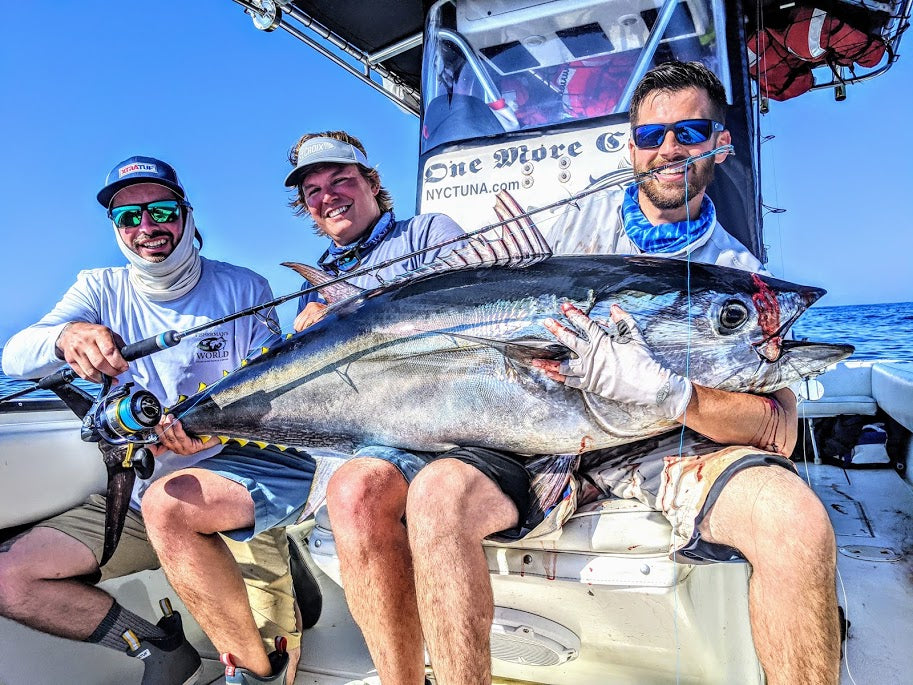 How To: Jigging for Tuna off of New England with various Hogy