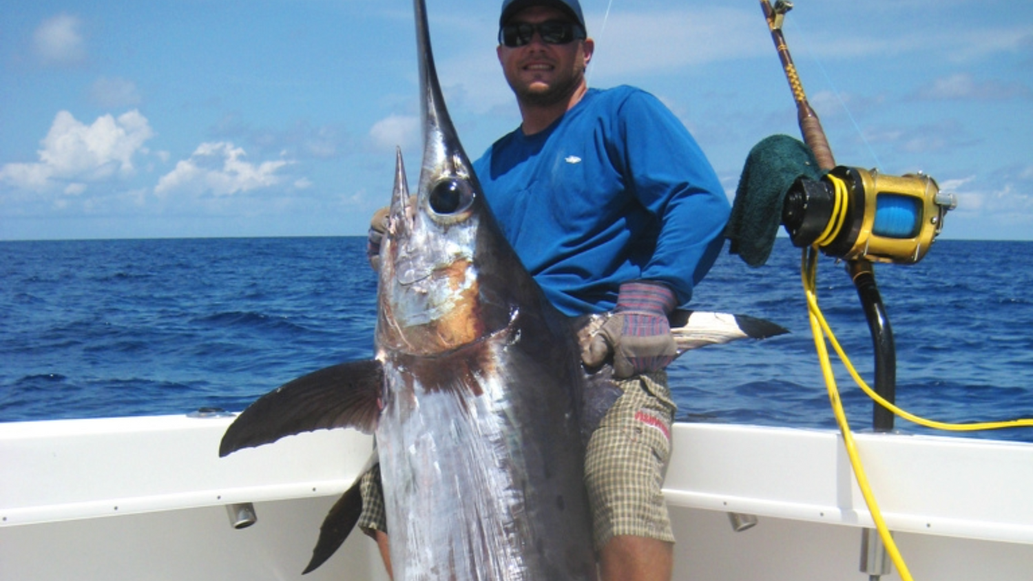 How to Day Drop for Swordfish with a Soft-Plastic Eel